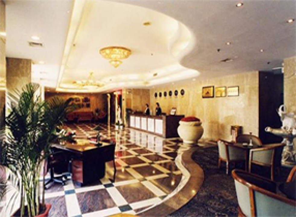 華云大酒店中央空調(diào)、熱水改造工程